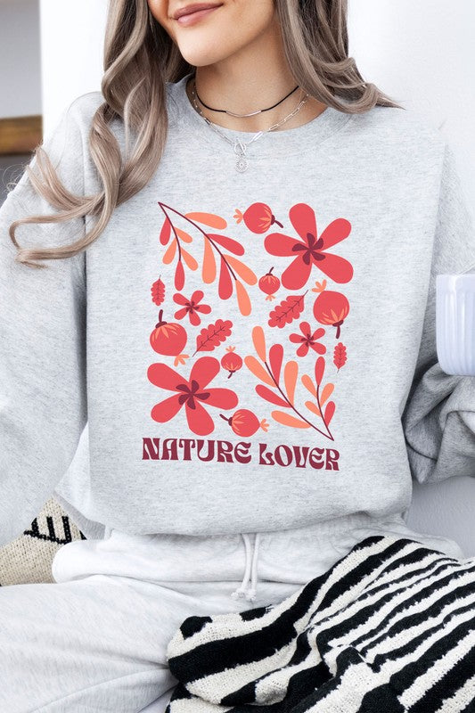 Nature Lover Graphic Sweatshirt