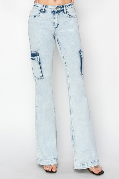 High Rise Light Wash Cargo Flare Jeans with pockets and flared legs.